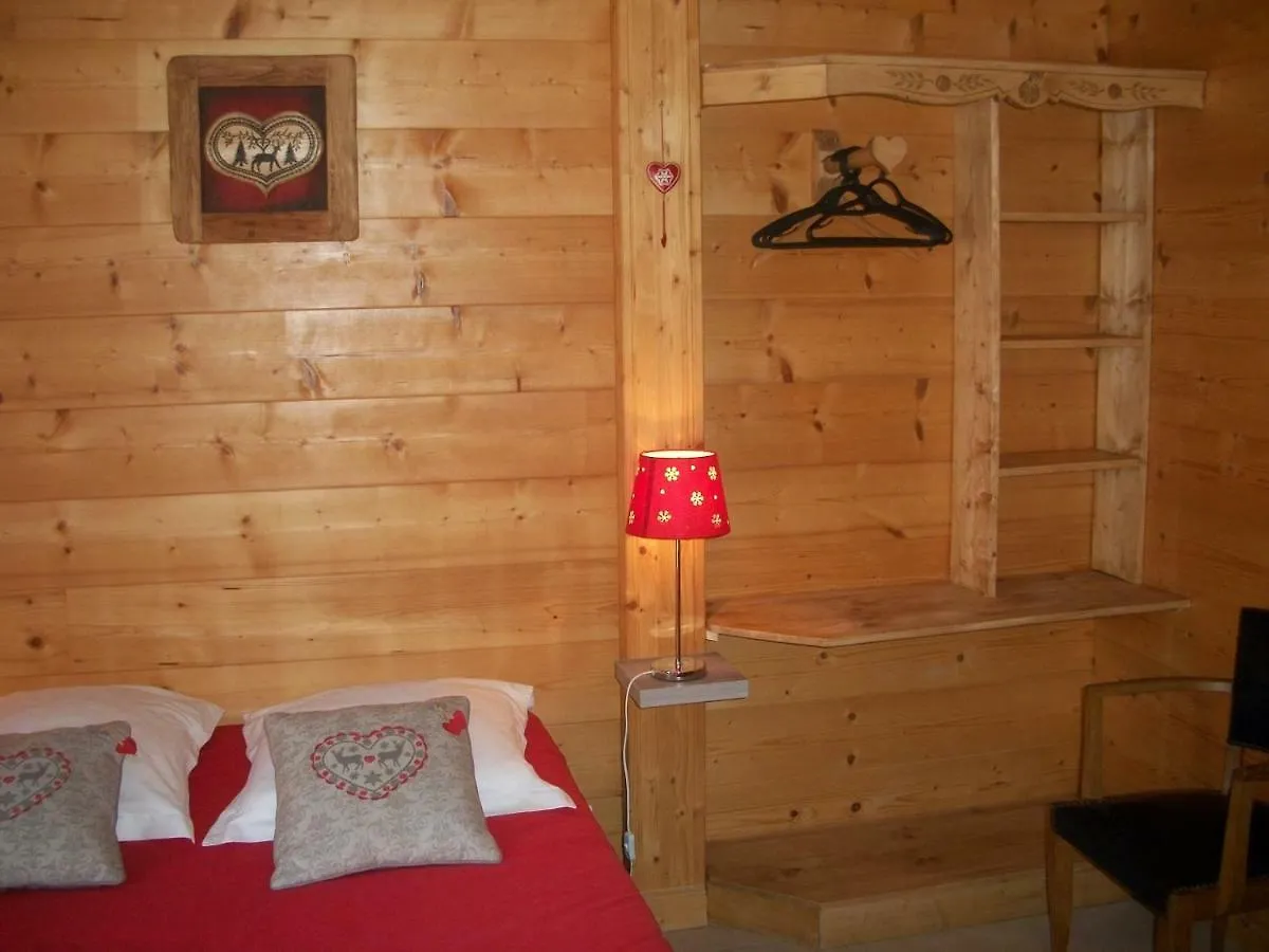 Chalet Les Aigles Bed and Breakfast Saint-Sixt 0*,